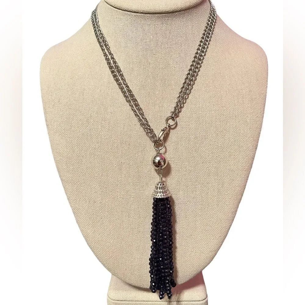 🤯5/$25🤯 Silver Tone Purple Bead Tassel Necklace